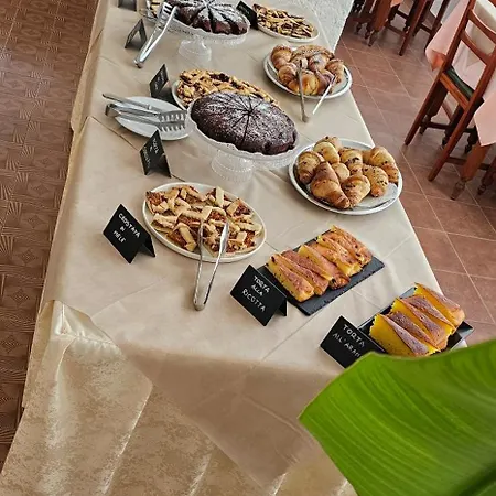 Hotel Sara 3*