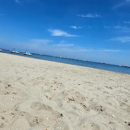 Hotel Sara 3*