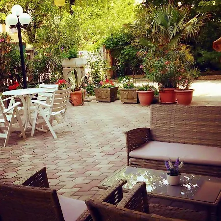 Sara Hotel