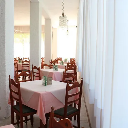 Sara Hotel Cesenatico