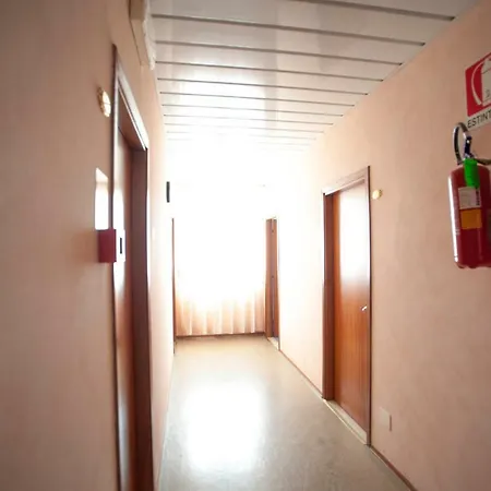 Hotel Sara