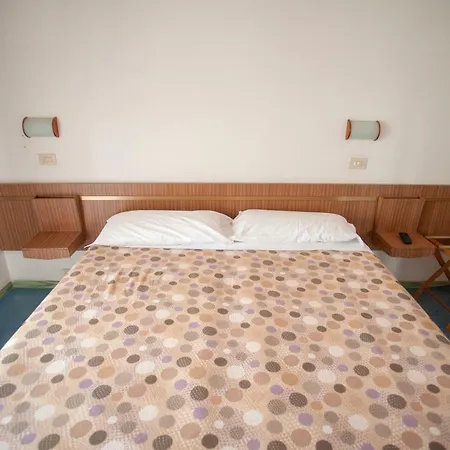 Sara Hotel
