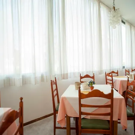 Hotel Sara Cesenatico